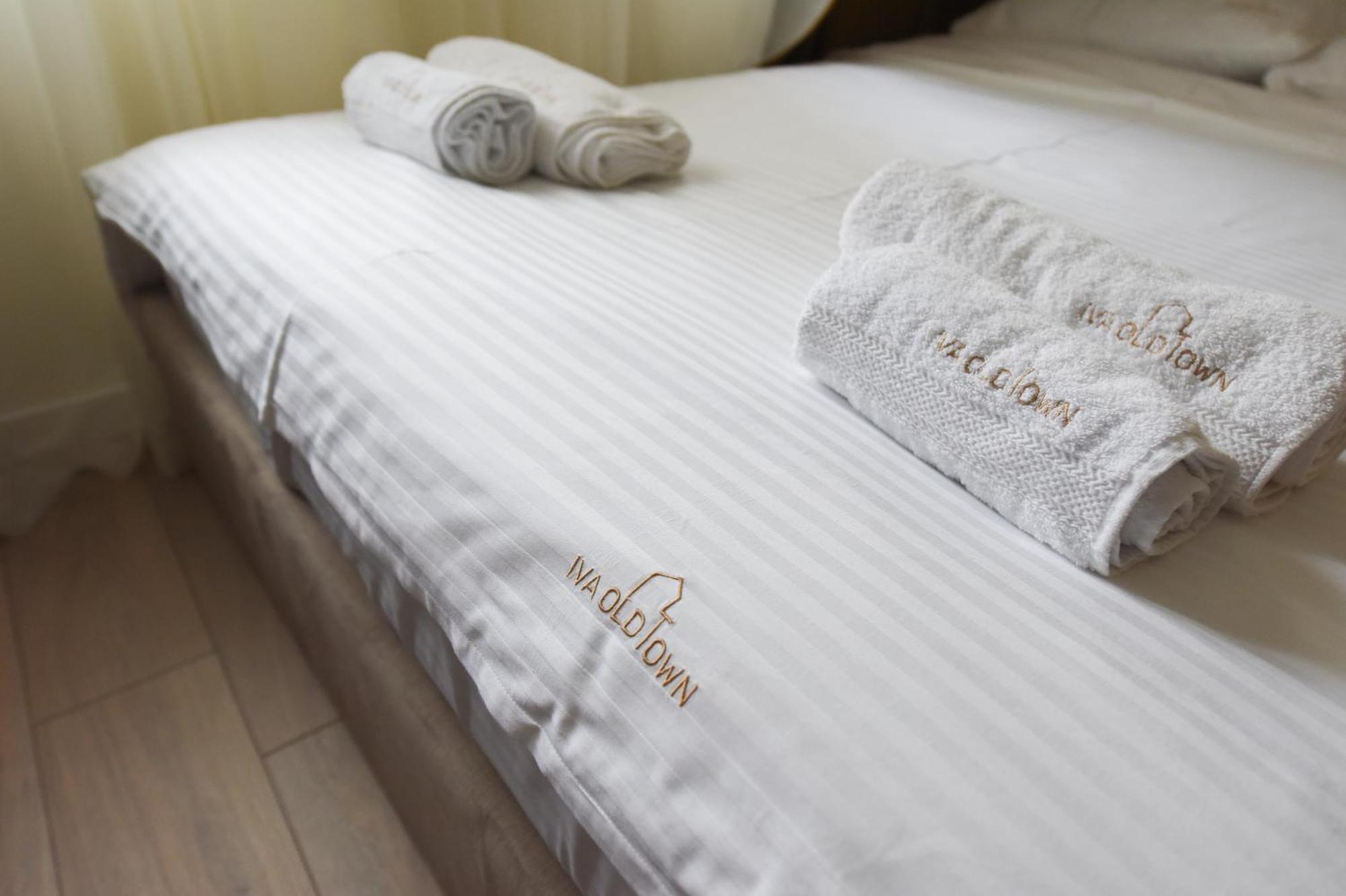 Hotel Iva Old Town 4*