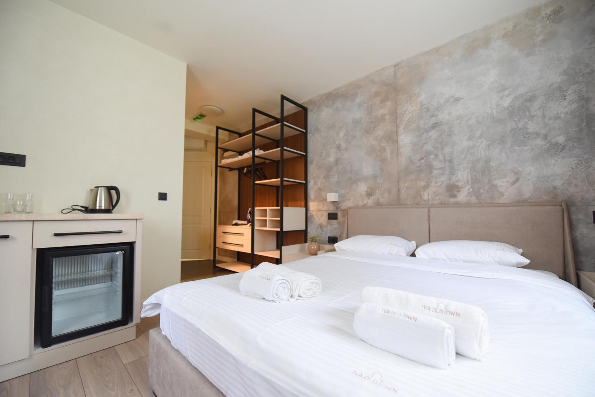 Iva Old Town Hotel 4*