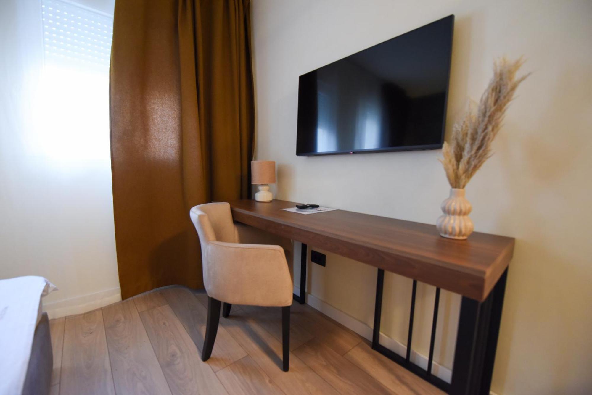 Iva Old Town 4* Belgrade