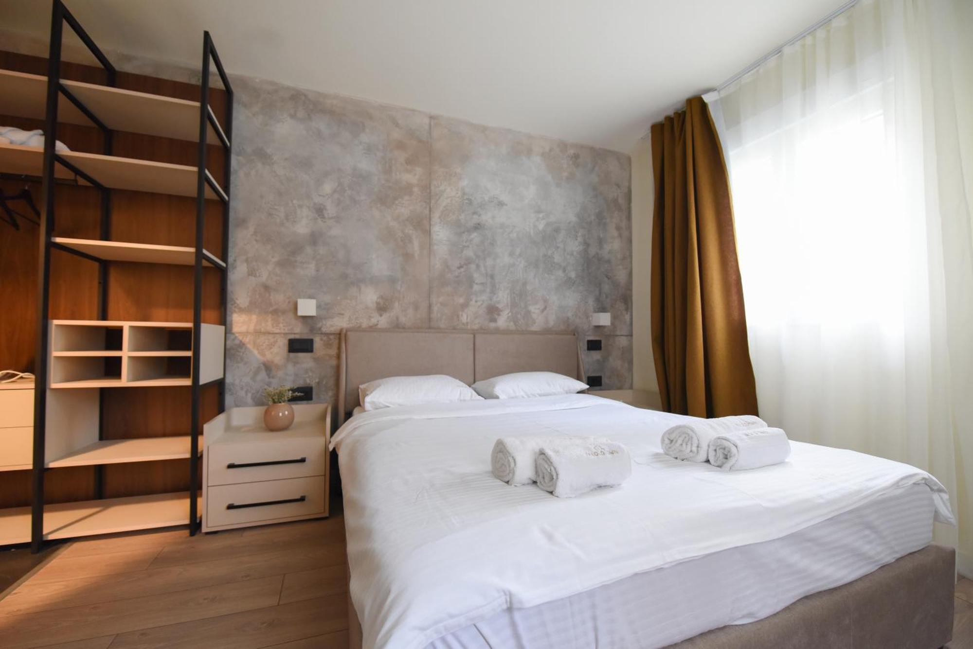 Iva Old Town 4*