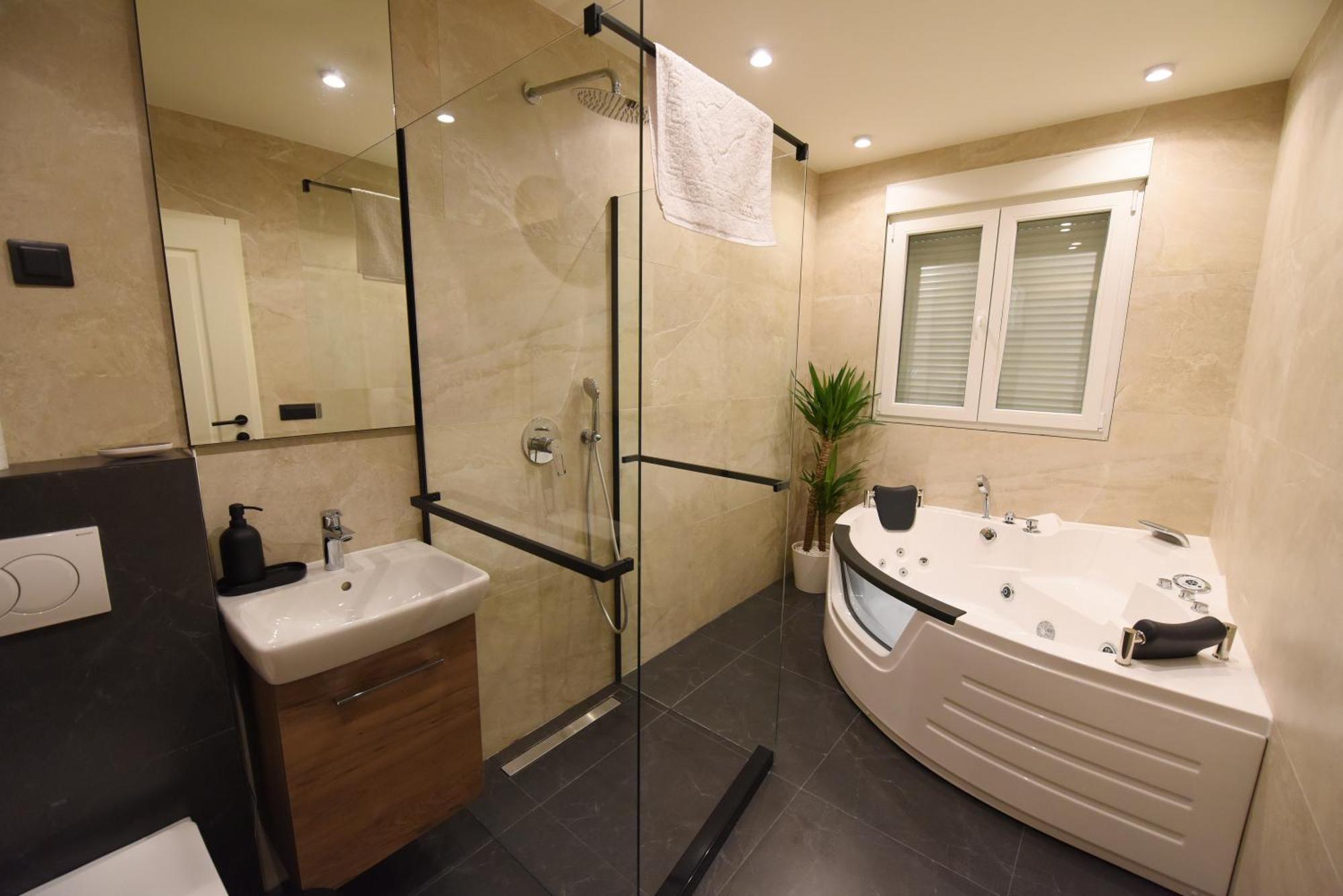 Hotel Iva Old Town