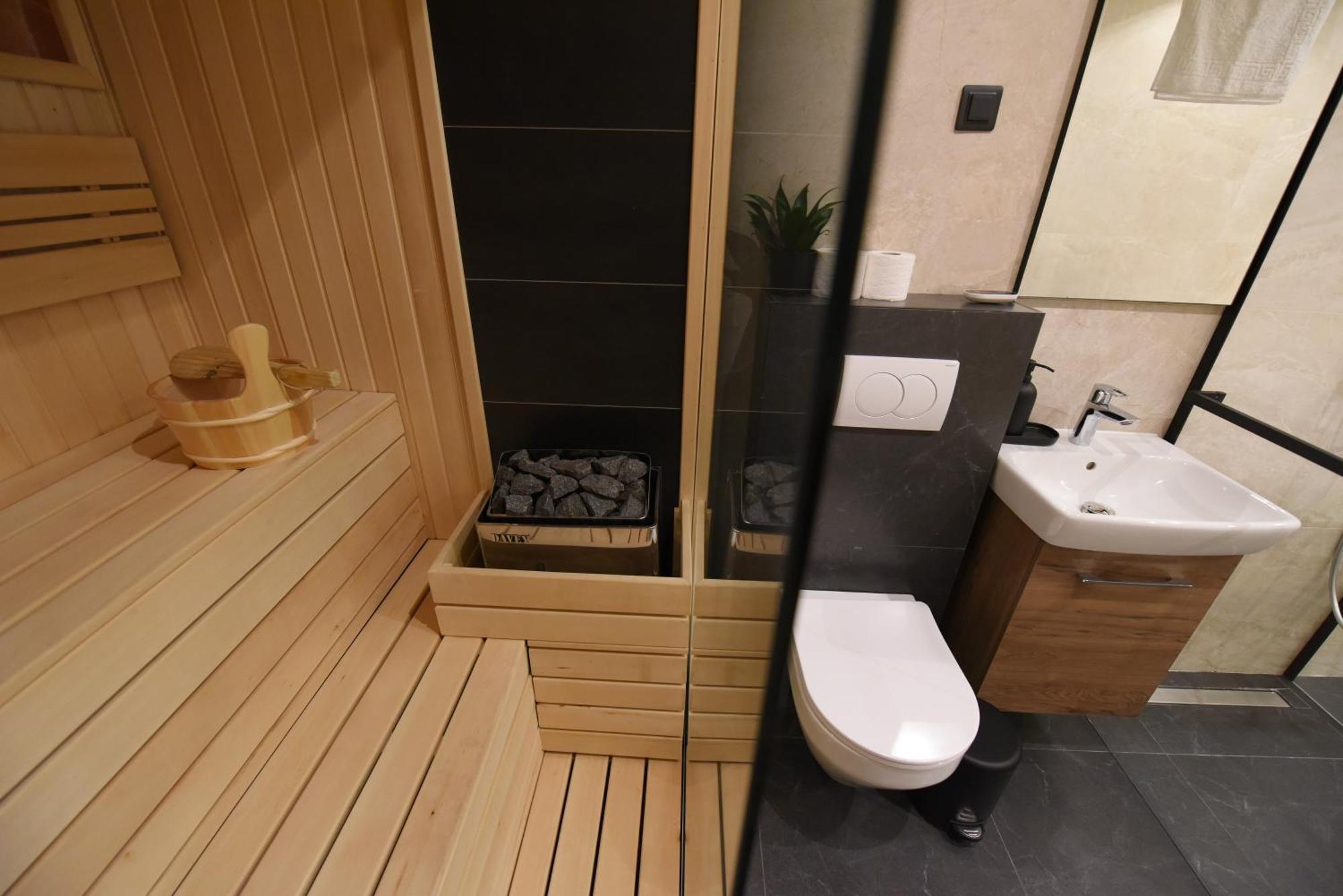 Iva Old Town Hotel 4*